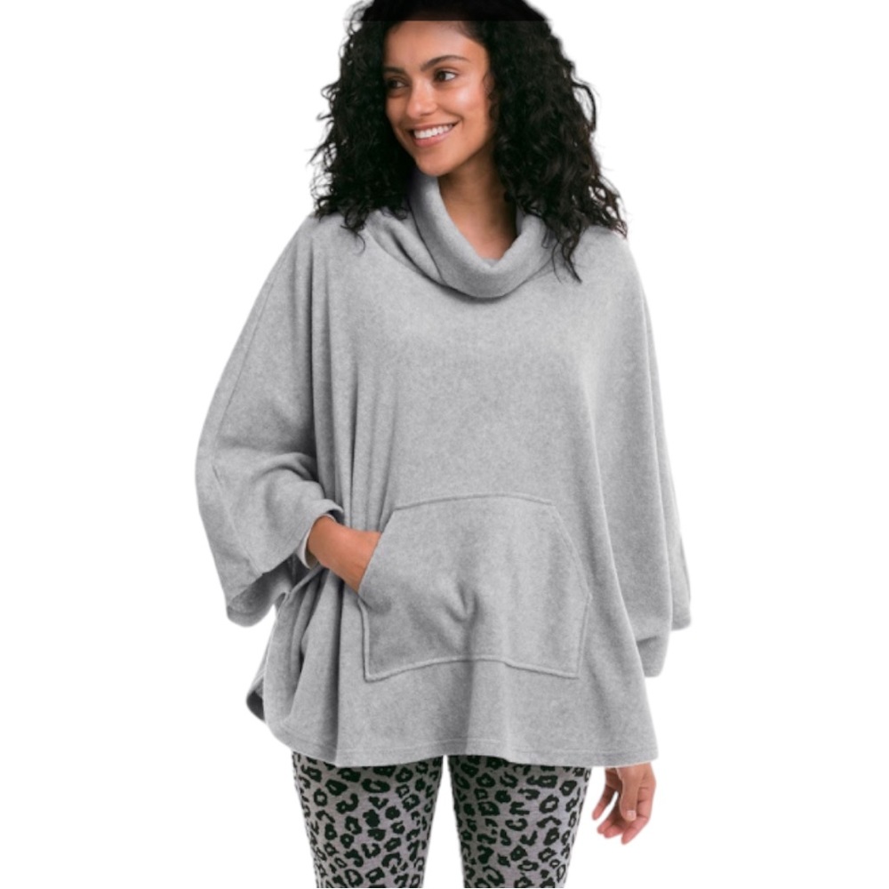 ellos Women's cowl neck fleece gray poncho, Sz 18/20